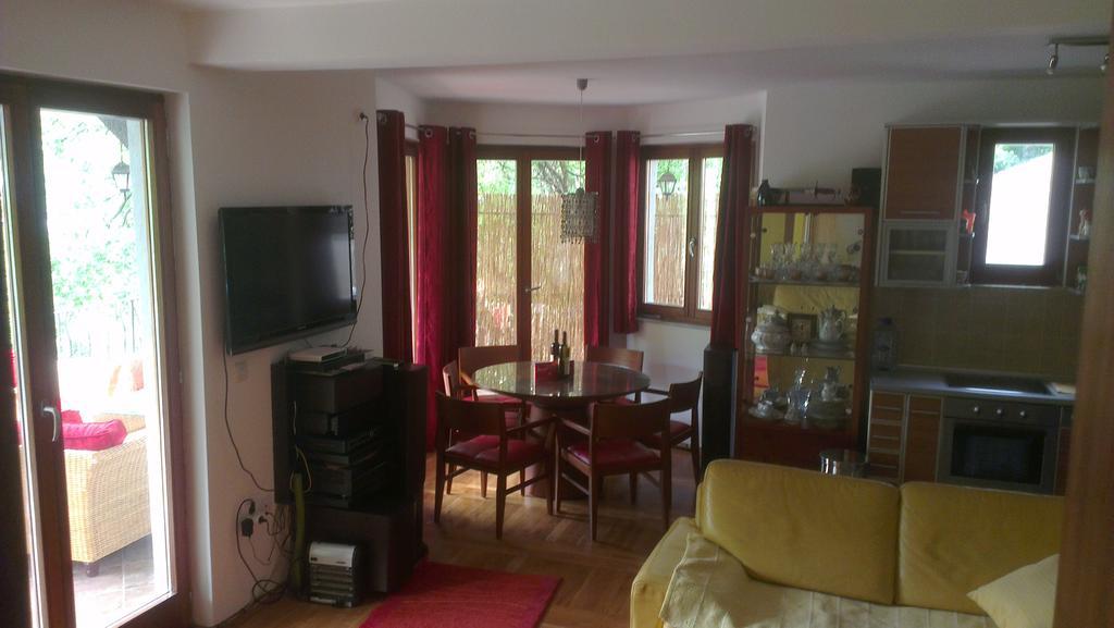 אוטייהא Holiday House Villa Neda חדר תמונה